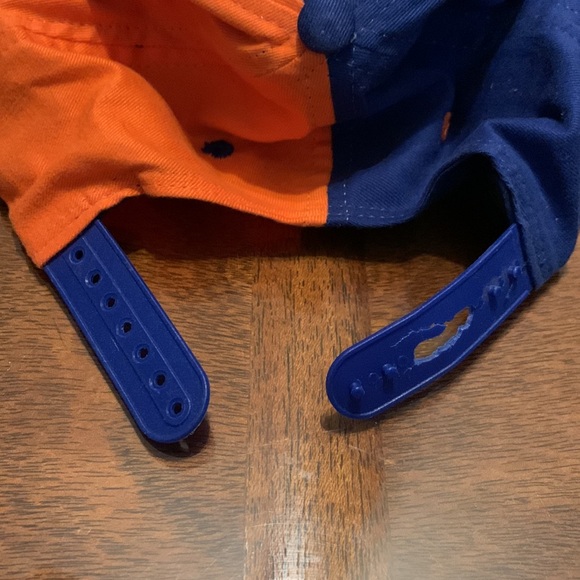 NASCAR Ricky Craven 32 Tide Downy Racing Hat & 2004 Chevy Monte Carlo Race Car - Picture 8 of 12